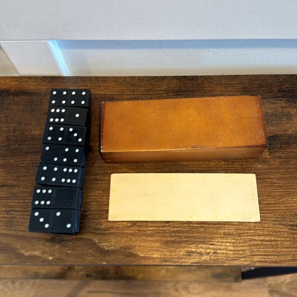 Vintage heritage games and toys Dominos Set with Original Box Dominoes Game Toy - Picture 3 of 5